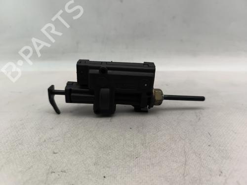Used Fuel door actuator Fuel door actuator RENAULT SCÉNIC II (JM0/1_) 1.9 dCi (JM0G, JM12, JM1G, JM2C) (120 hp) 32373186 32373186