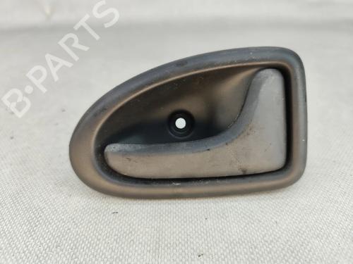 Used Front right interior door handle RENAULT CLIO II (BB_, CB_) 1.5 dCi (B/C2J) (68 hp) 32441924
