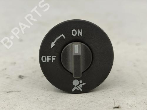 Used Switch Switch RENAULT CLIO III (BR0/1, CR0/1) 1.5 dCi (BR17, CR17) (86 hp) 31672455 31672455