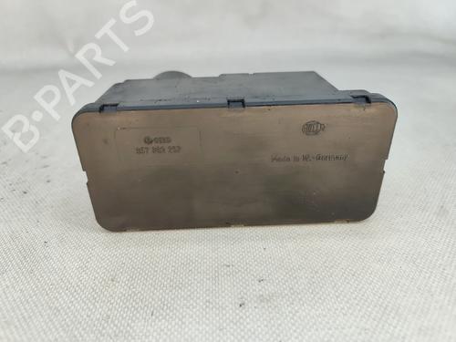 Used Comfort control module Comfort control module VW PASSAT B3/B4 Variant (3A5, 35I) 1.6 TD (80 hp) 32455299 32455299