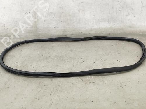 Used Rubber door seal SEAT IBIZA IV ST (6J8, 6P8) 1.2 TDI (75 hp) 32480358