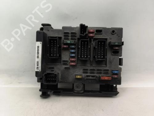 fuse-box-peugeot-307-break-3e-2002-2003-2004-2005-2006-2007-2008-2009-31117391 main image
