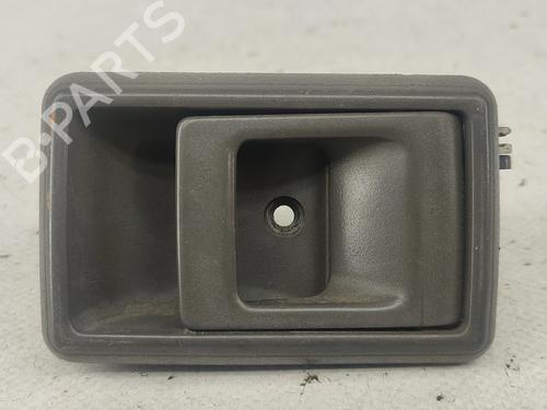 Used Front right interior door handle Front right interior door handle TOYOTA HILUX V Pickup (_N8_, _N9_, _N10_, _N11_) 2.4 D 4WD (LN105, LN110) (83 hp) 31711831 31711831