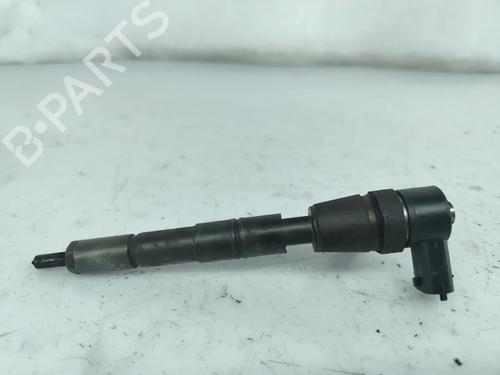 injector-saab-9-3-ys3f-e79-d79-d75-2002-2003-2004-2005-2006-2007-2008-2009-2010-2011-2012-2013-2014-2015-32480092 main image