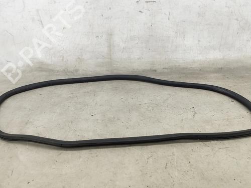 Used Rubber door seal SEAT IBIZA IV ST (6J8, 6P8) 1.2 TDI (75 hp) 32480355