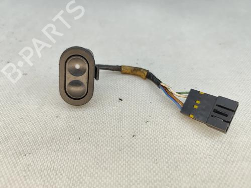 Used Left rear window switch Left rear window switch 32480018 32480018