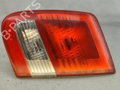 Feu de coffre droit SAAB 9-3 (YS3F, E79, D79, D75) 1.9 TiD (150 hp) 32480087