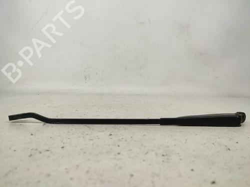 Used Front windshield wiper arm Front windshield wiper arm 32167866 32167866
