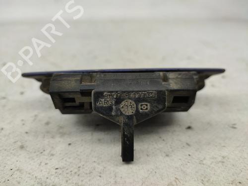 Used Rear left exterior door handle Rear left exterior door handle 32274239 32274239