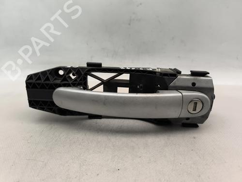 Used Front left exterior door handle Front left exterior door handle SEAT IBIZA IV ST (6J8, 6P8) 1.2 TDI (75 hp) 32480304 32480304