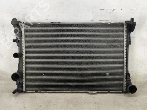 Used Water radiator MERCEDES-BENZ C-CLASS (W204) C 220 CDI (204.002) (170 hp) 32502790