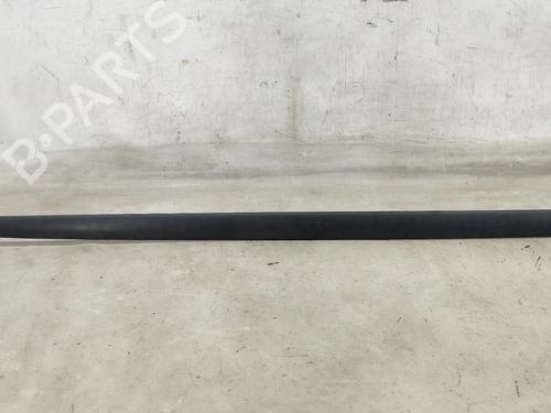 Dørliste Dørliste PEUGEOT 206 Hatchback (2A/C) 1.1 i (60 hp) 32523342 32523342