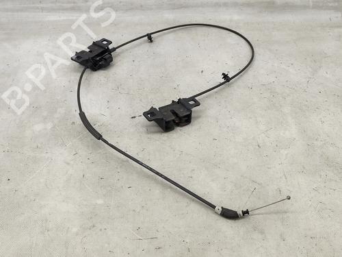 hood-lock-jaguar-i-pace-x590-2018-32630092 main image