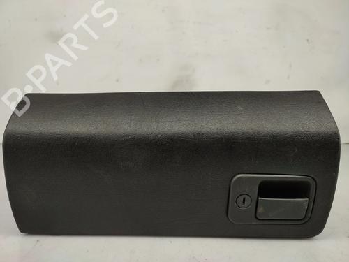 Used Glove box Glove box VW GOLF III (1H1) 1.9 D (64 hp) 32341118 32341118