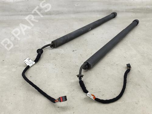 Tailgate lift support JAGUAR I-PACE (X590) EV400 AWD | BP32523300C138