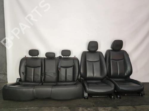 Used Seats set Seats set NISSAN LEAF (ZE0) Electric (109 hp) 32530355 32530355