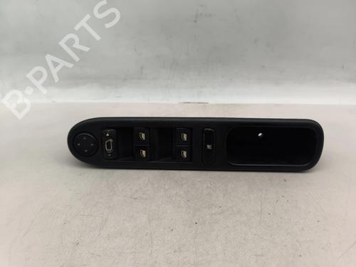 Used Left front window switch Left front window switch PEUGEOT 307 (3A/C) 1.6 HDi (90 hp) 32527482 32527482