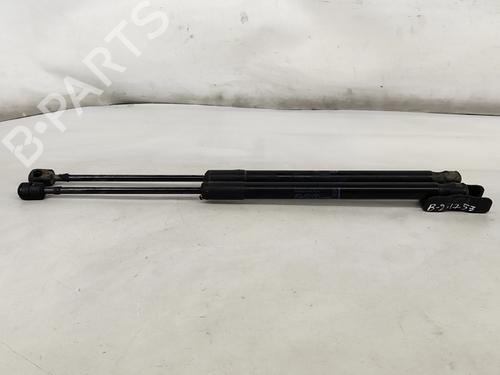 Used Tailgate lift support OPEL ASTRA J Sports Tourer (P10) 1.3 CDTI (35) (95 hp) 32508788