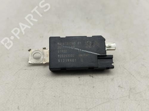 electronic-module-peugeot-508-sw-i-8e_-2010-2011-2012-2013-2014-2015-2016-2017-2018-32484445 main image