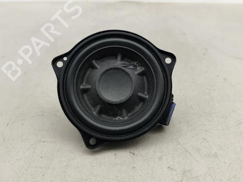 speaker-jaguar-i-pace-x590-2018-32530325 main image