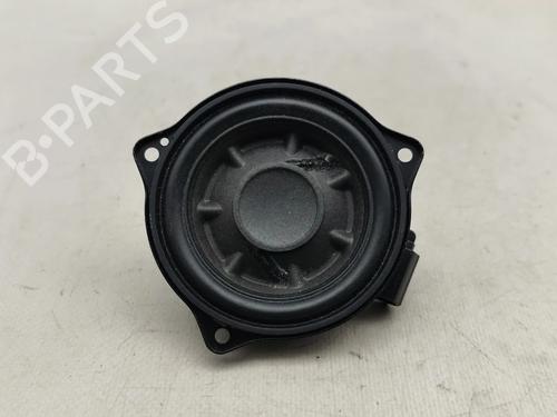 speaker-jaguar-i-pace-x590-2018-32530326 main image