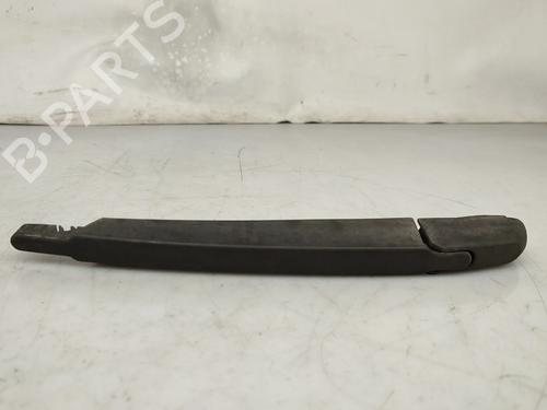 Used Rear windshield wiper arm Rear windshield wiper arm 32447700 32447700