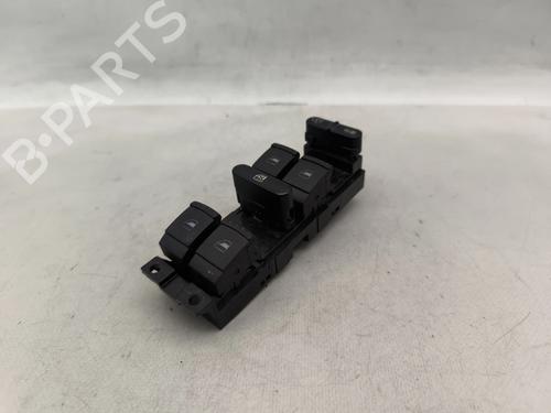 Left front window switch VW GOLF IV (1J1) 1.4 16V | BP32681703I27 - Image 2