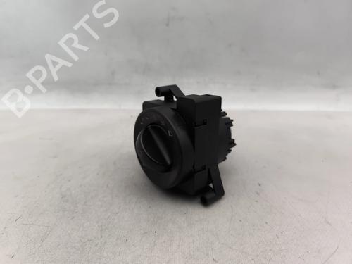 Headlight switch VW CRAFTER 30-50 Van (2E_) 2.5 TDI | BP31281401I24 - Image 3