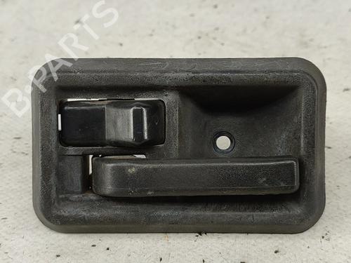 Used Front left interior door handle Front left interior door handle RENAULT TRAFIC Bus (T_, P_, V_) 2.1 D (58 hp) 31943808 31943808