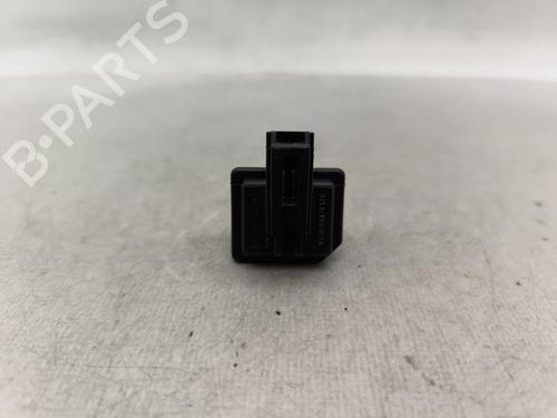 BP32696499M83 main image