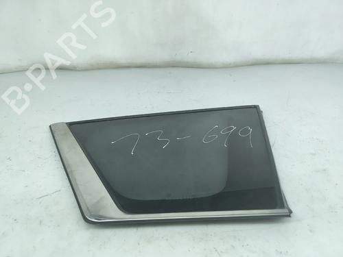 Panel rude bagtil højre Panel rude bagtil højre 32519401 32519401