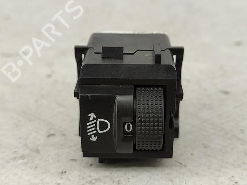 switch-citroen-jumpy-iii-bus-v_-2016-32265425 main image