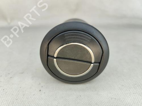 Used Air vent Air vent ALFA ROMEO MITO (955_) 1.3 MultiJet (955AXP1A, 955AYC1A) (95 hp) 30482888 30482888