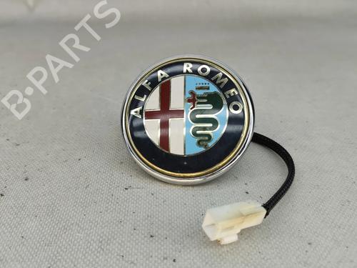 Used Tailgate handle Tailgate handle ALFA ROMEO MITO (955_) 1.3 MultiJet (955AXP1A, 955AYC1A) (95 hp) 30480794 30480794