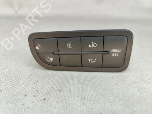 Used Headlight switch Headlight switch ALFA ROMEO MITO (955_) 1.3 MultiJet (955AXP1A, 955AYC1A) (95 hp) 30471003 30471003