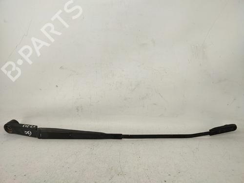 Used Front windshield wiper arm Front windshield wiper arm 32735364 32735364