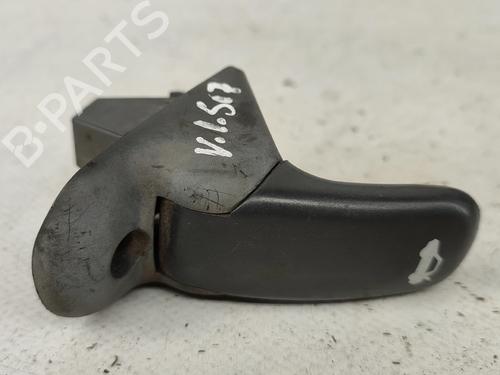 Indvendigt håndtag Indvendigt håndtag FIAT PUNTO (176_) 1.2 16V (86 hp) 32745814 32745814