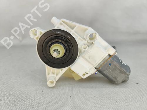 Used Right front window motor Right front window motor 30571934 30571934