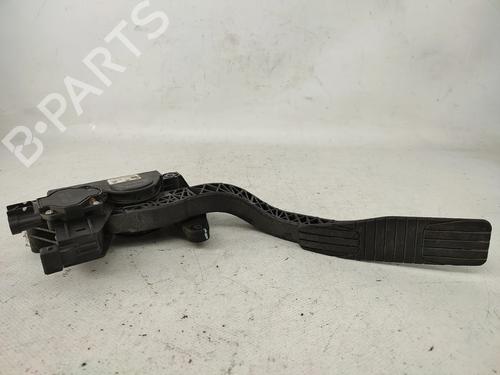 Used Pedal CHEVROLET CAPTIVA (C100, C140) 2.2 D 4WD (163 hp) 32084006