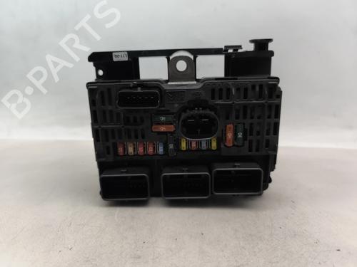 Sikringsdose CITROËN C4 Coupe (LA_) 1.6 HDi (90 hp) 32863130