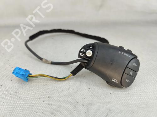 switch-renault-kangoo-kc01_-1997-32863435 main image