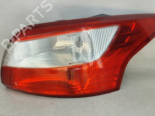 Højre baglygte FORD FOCUS III Saloon 1.6 TDCi (95 hp) 32863233