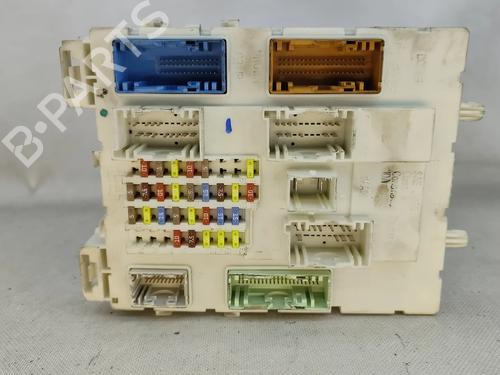 Used Fuse box Fuse box FORD FOCUS III Saloon 1.6 TDCi (95 hp) 32863263 32863263