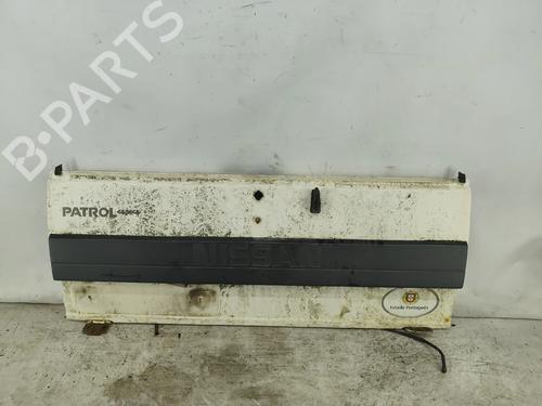 Used Tailgate Tailgate NISSAN PATROL III/2 Station Wagon (W260) 2.8 D 4x4 (90 hp) 32981745 32981745