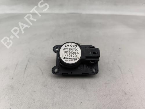 Used Electronic module Electronic module TOYOTA PROACE CITY Box Body/MPV (BPZ_) 1.5 D-4D 100 (BPZM) (102 hp) 32983893 32983893