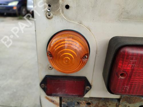 Used Left rear indicator LAND ROVER DEFENDER Station Wagon (L316, L315) 2.5 TDI 4x4 (L316) (113 hp) 32992961