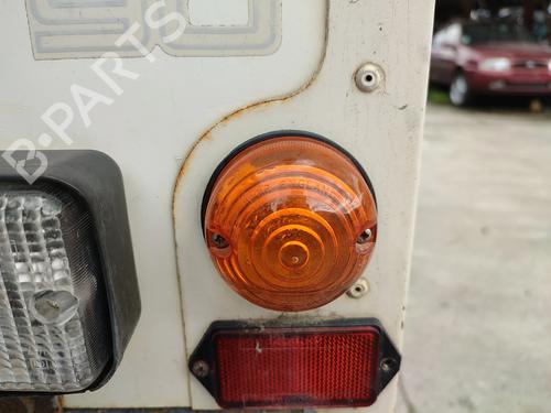 Used Right rear indicator LAND ROVER DEFENDER Station Wagon (L316, L315) 2.5 TDI 4x4 (L316) (113 hp) 32992960