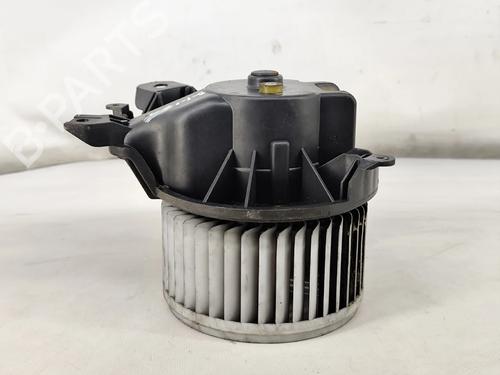 Used Heater blower motor Heater blower motor FIAT LINEA (323_, 110_) 1.3 D Multijet (323AXB11, 323AXB1A) (90 hp) 31249850 31249850
