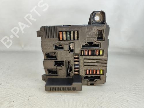 Used Fuse box Fuse box RENAULT MEGANE II (BM0/1_, CM0/1_) 1.5 dCi (BM1E, CM1E) (106 hp) 32869449 32869449