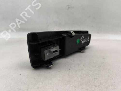 Right front window switch FIAT LINEA (323_, 110_) 1.3 D Multijet (323AXB11, 323AXB1A) | BP30518744I26 - Image 5
